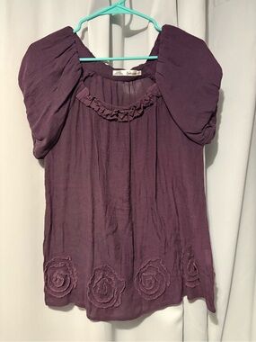 Solitaire Plum Puff-Sleeve Rosette Blouse 35%Silk
